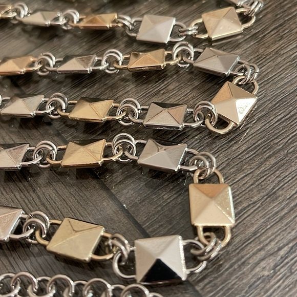 CHAPS Two-tone Stud Metal Chain Belt - Picture 5 of 15